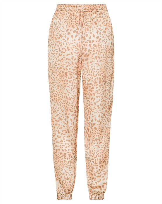 Cora Bukser - Blush Leo